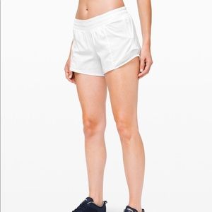 white lululemon hotty hot short 4”